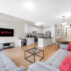 Beautiful 3BR 2 BA Home in Burlington
